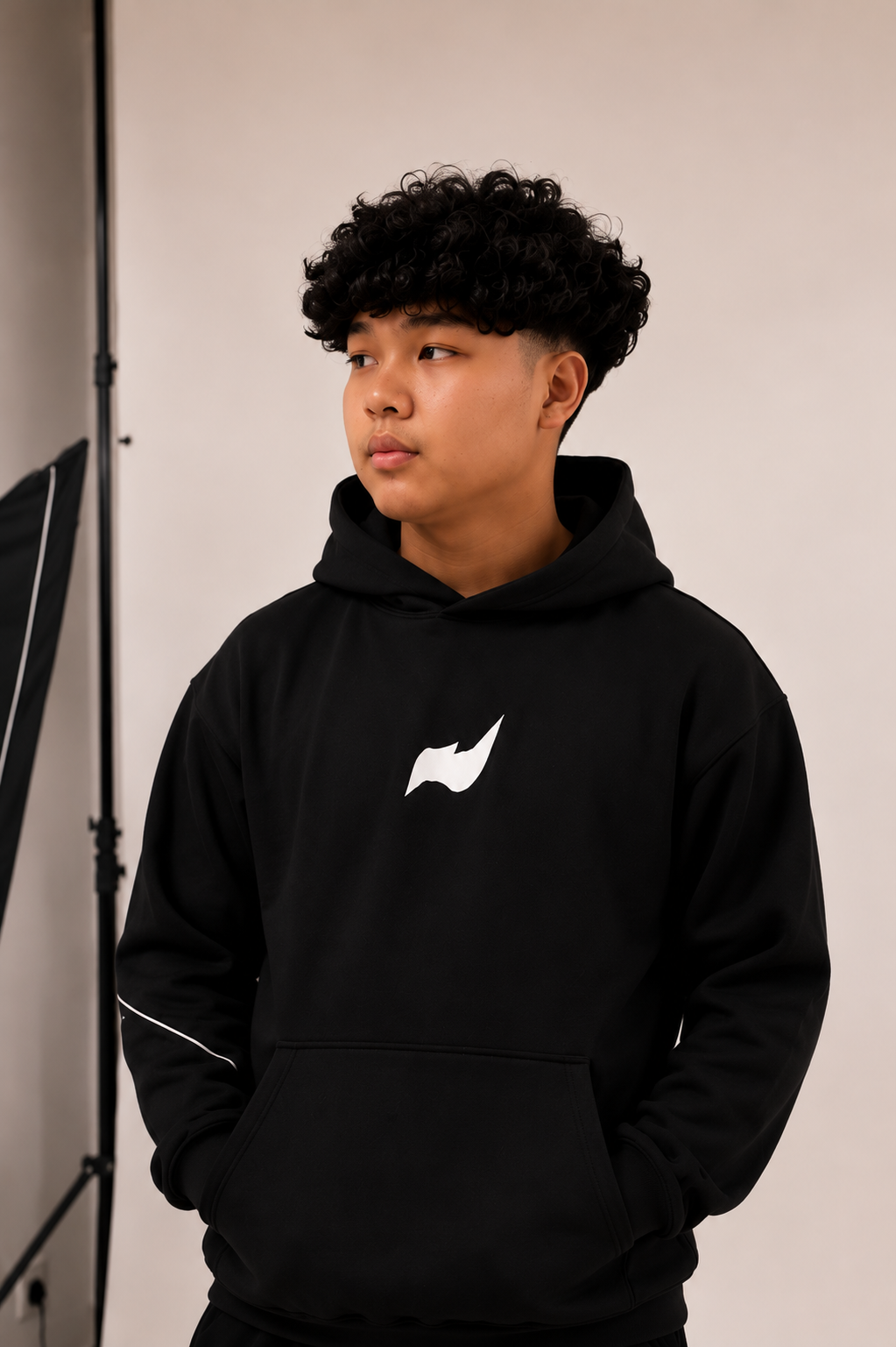Rhinomite black hoodie